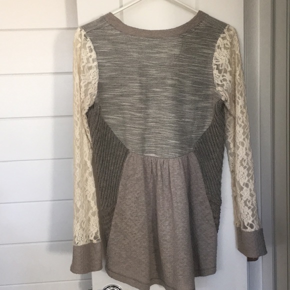 Sweater - Picture 2 of 3